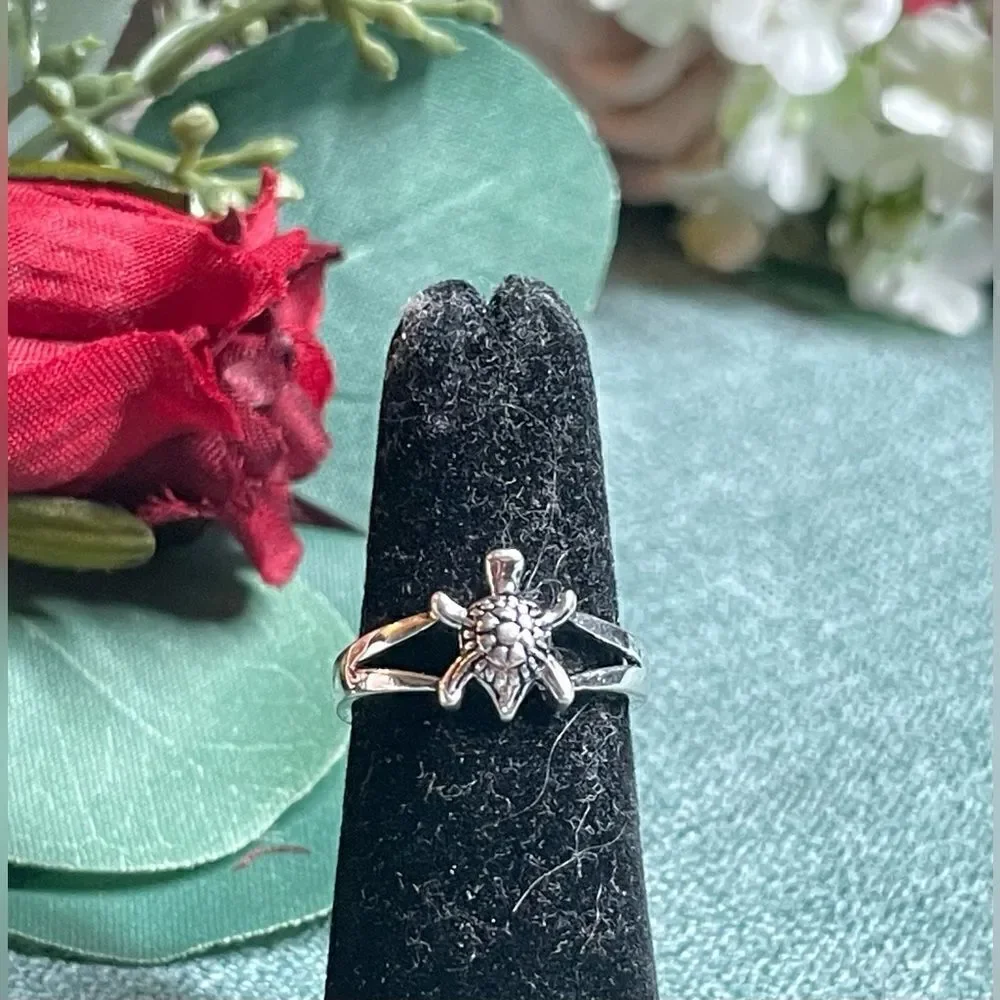 NEW! Turtle Ring Creative Cute Silver Tone New Gift Bag Inc Size 6